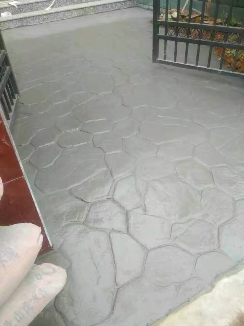 ѹ